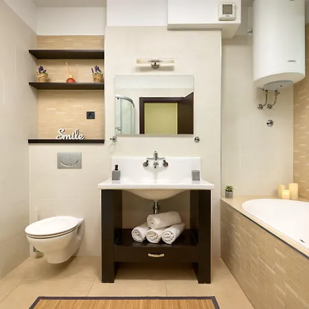 Apartman Sun Hills 7 *